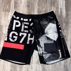 🔥‼️Reebok Men's Black and Red Graphic Swim Shorts‼️🔥